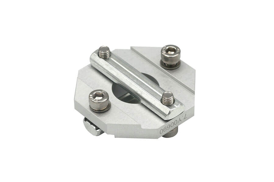 Cross Connector